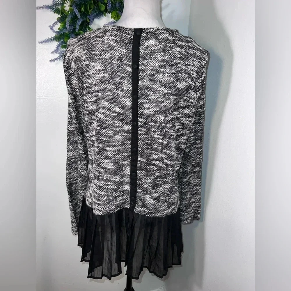Alfani,L black white gray,long sleeve tunic sheer pleated hem, faux button back‎